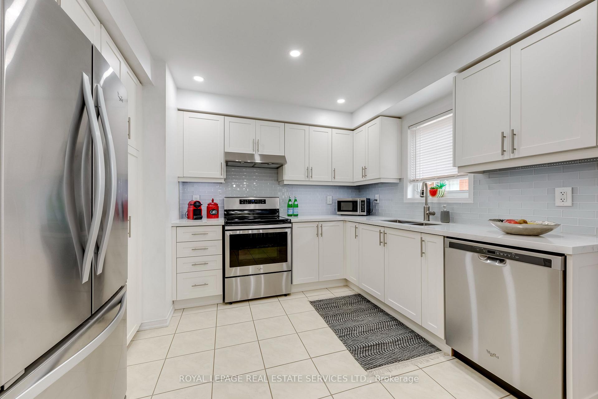 2360 Parkhaven Boulevard 17