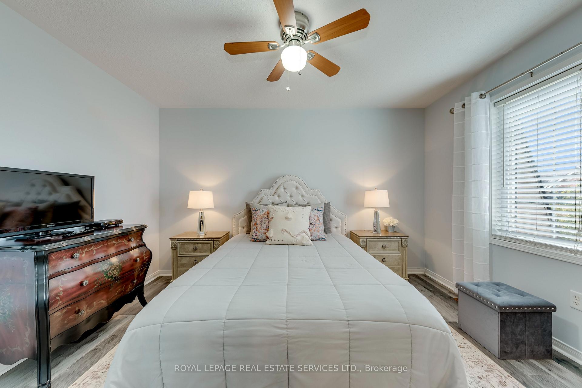 2360 Parkhaven Boulevard 17