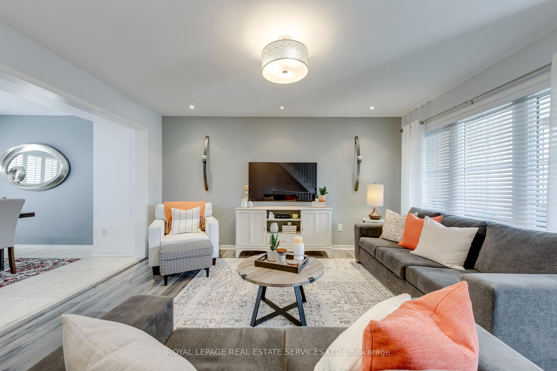 2360 Parkhaven Boulevard 17
