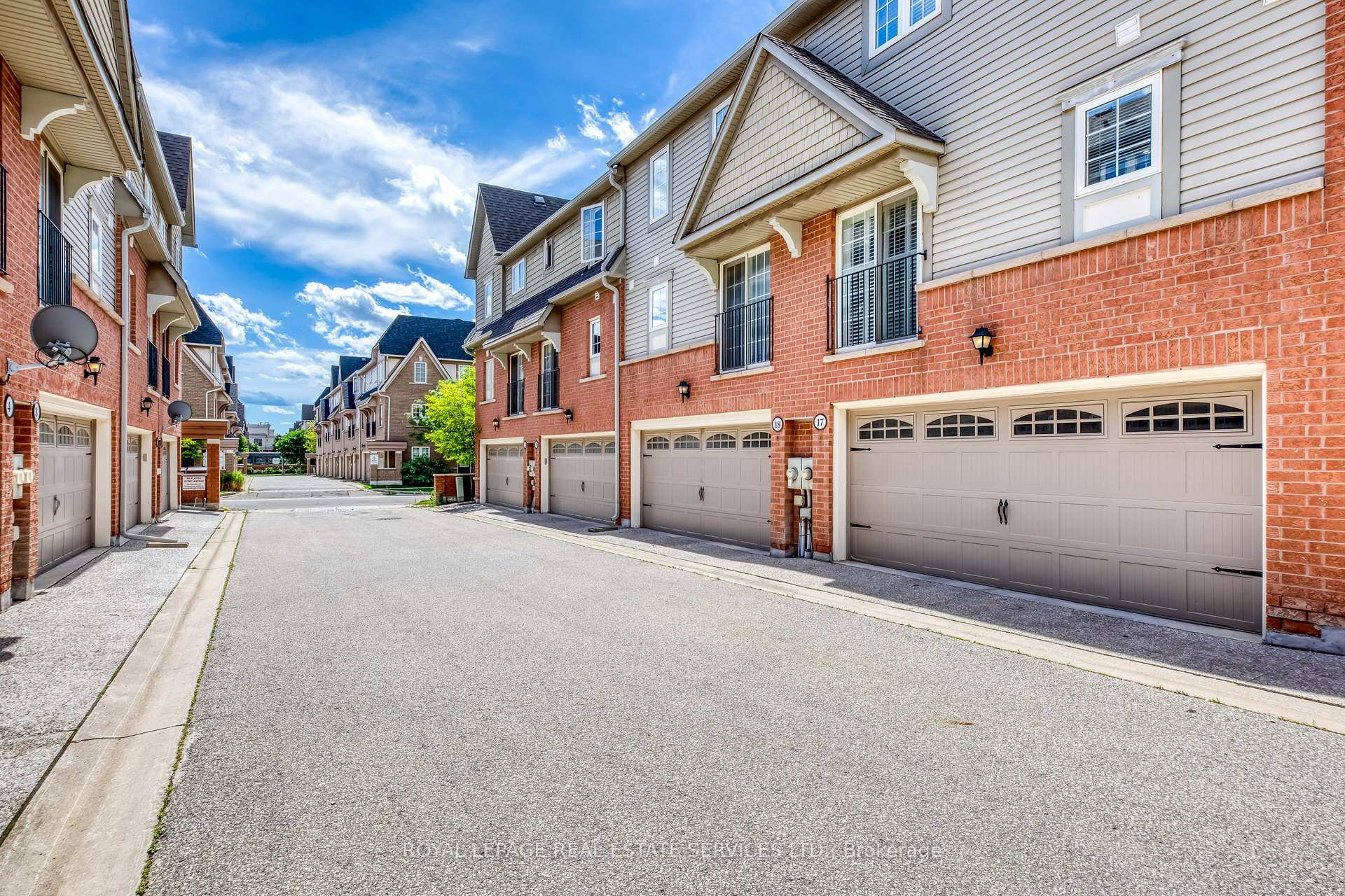 2360 Parkhaven Boulevard 17