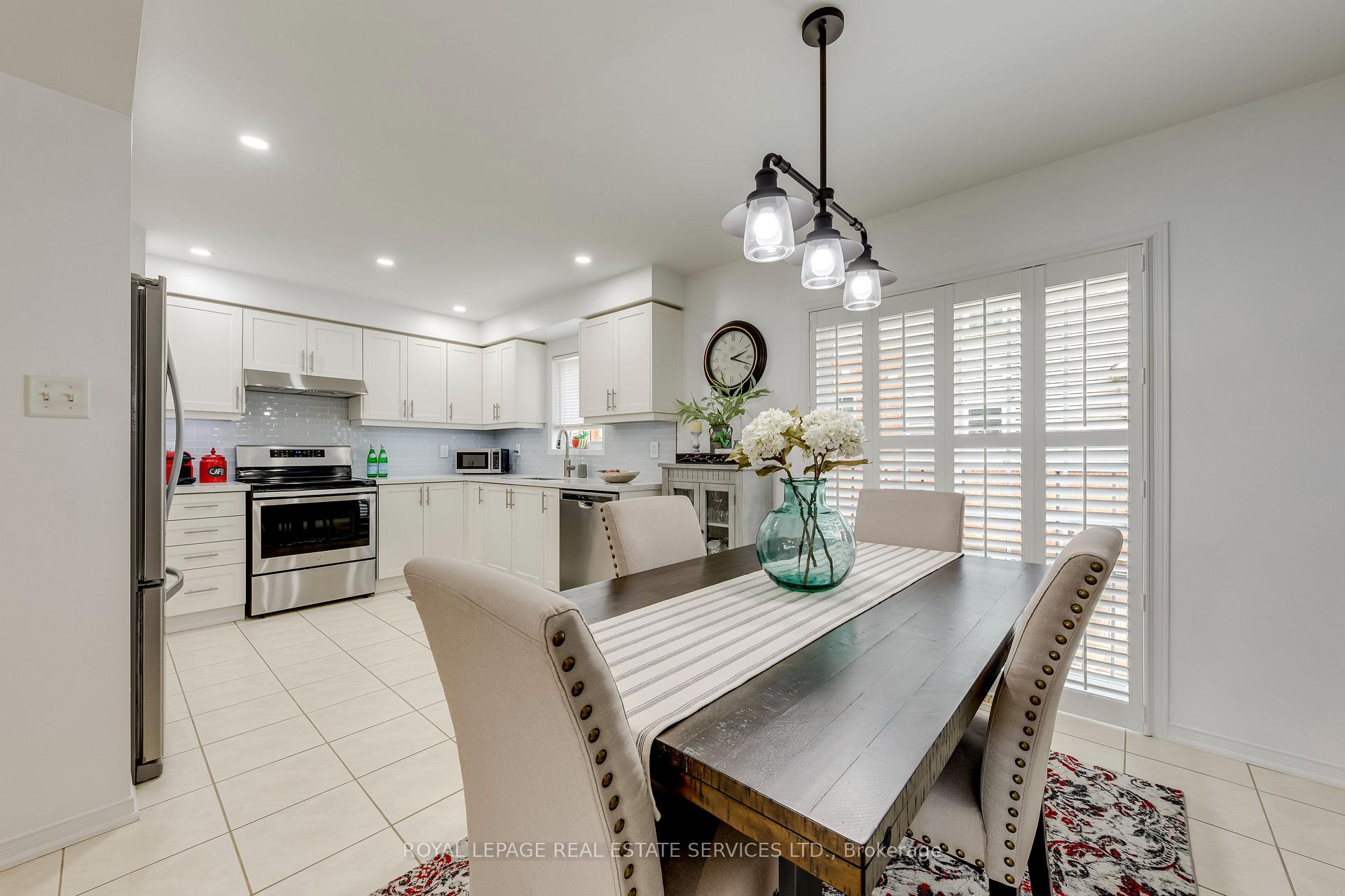 2360 Parkhaven Boulevard 17