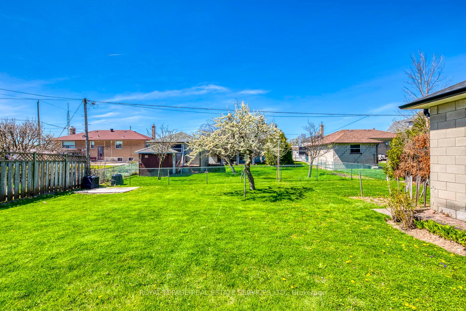 383 Wentworth Street BSMT
