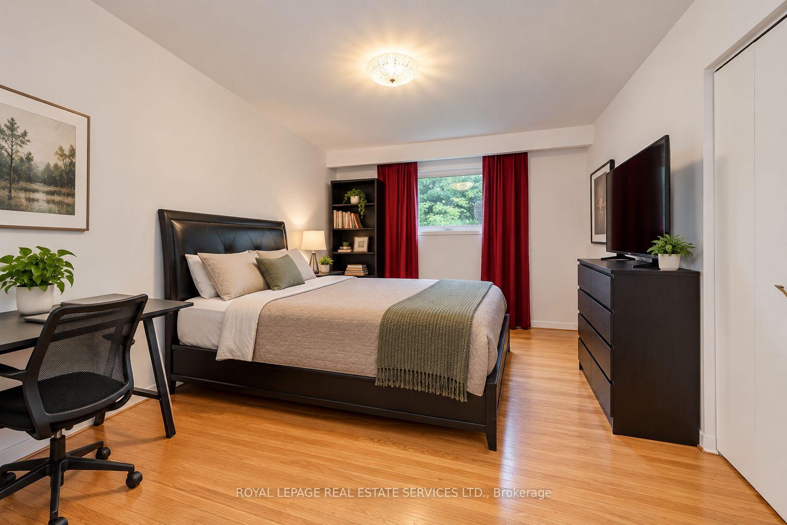 130 Solingate Drive