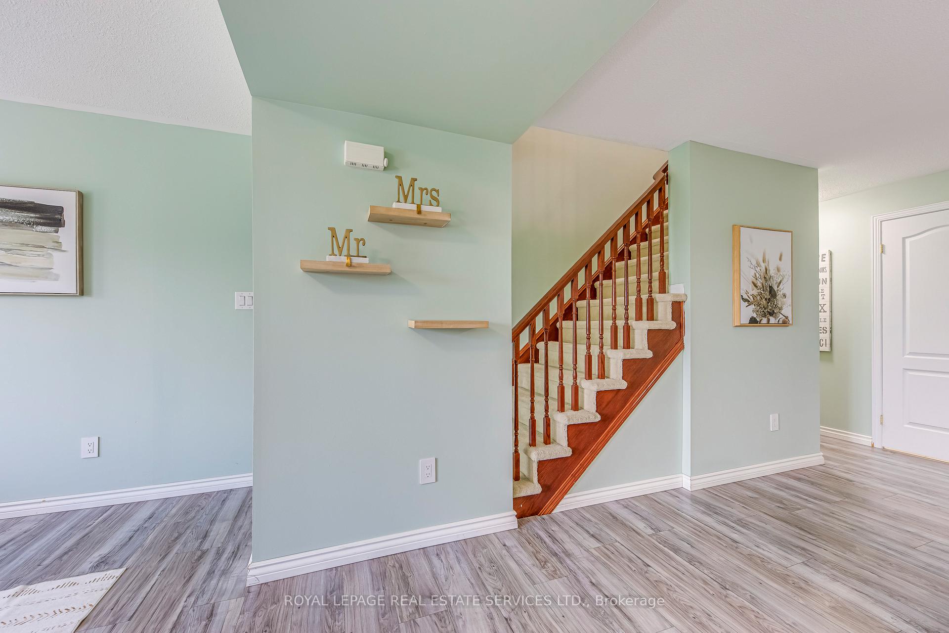 7 Southside Place #12