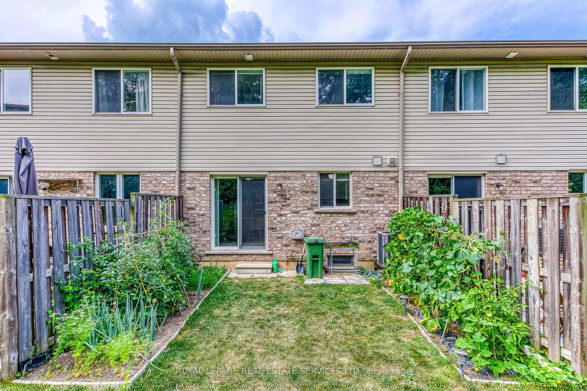7 Southside Place 12