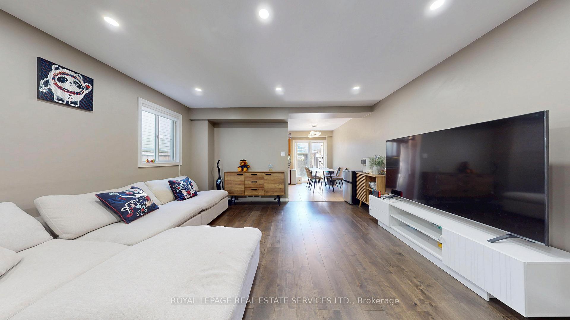 65 Morwick Drive