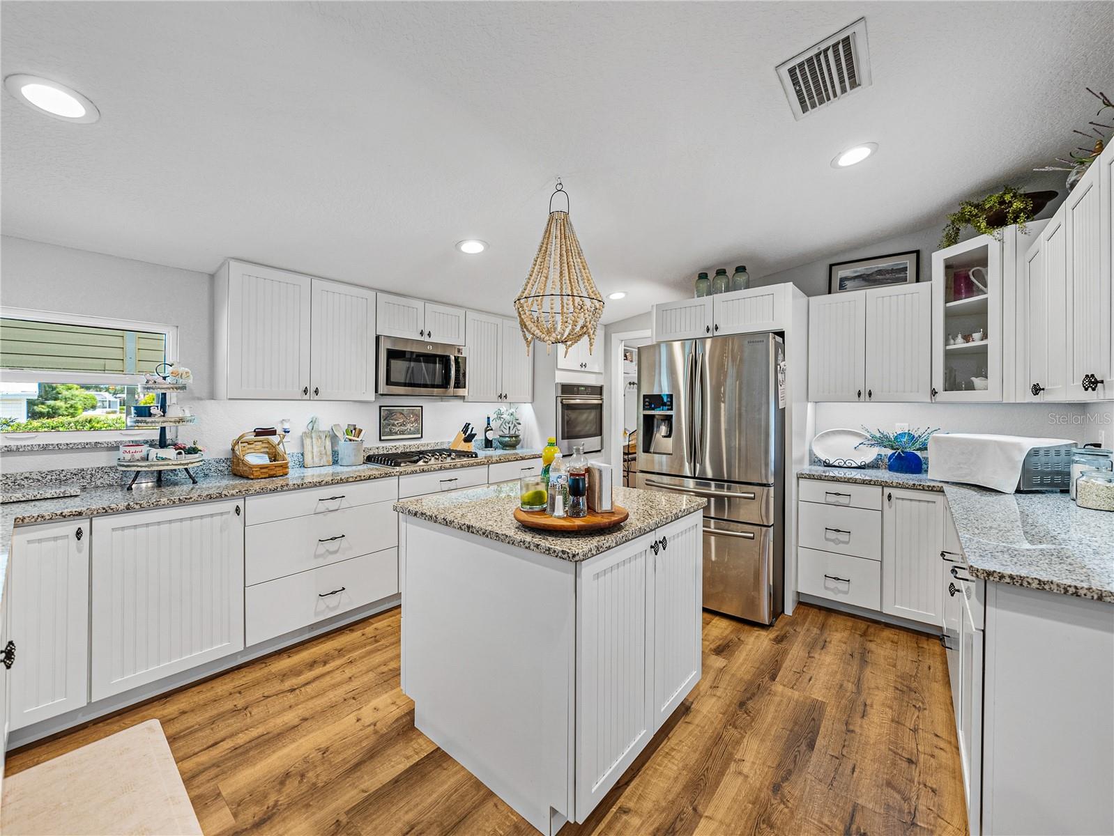 5130 SHORE LINE DR