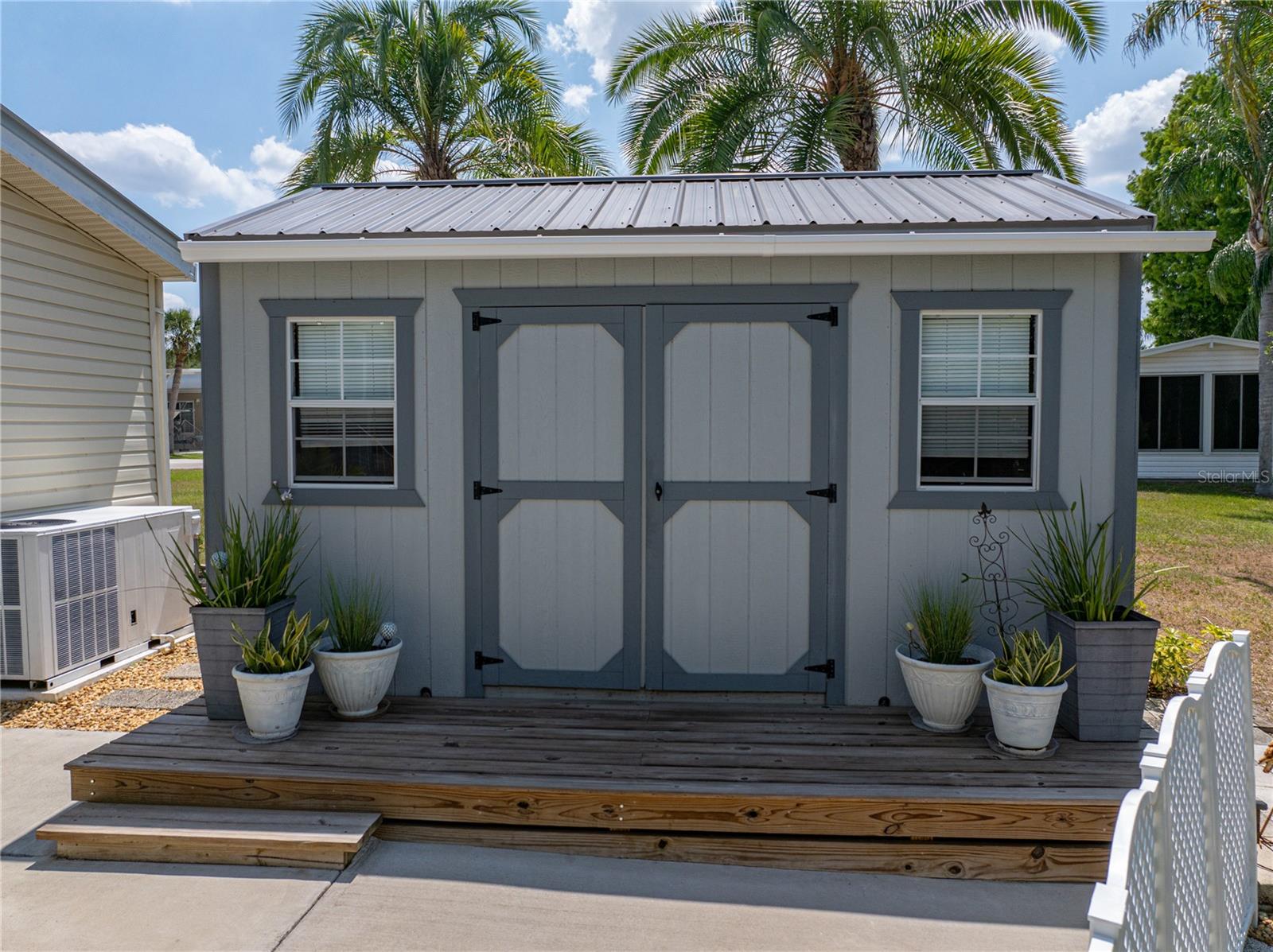 5130 SHORE LINE DR