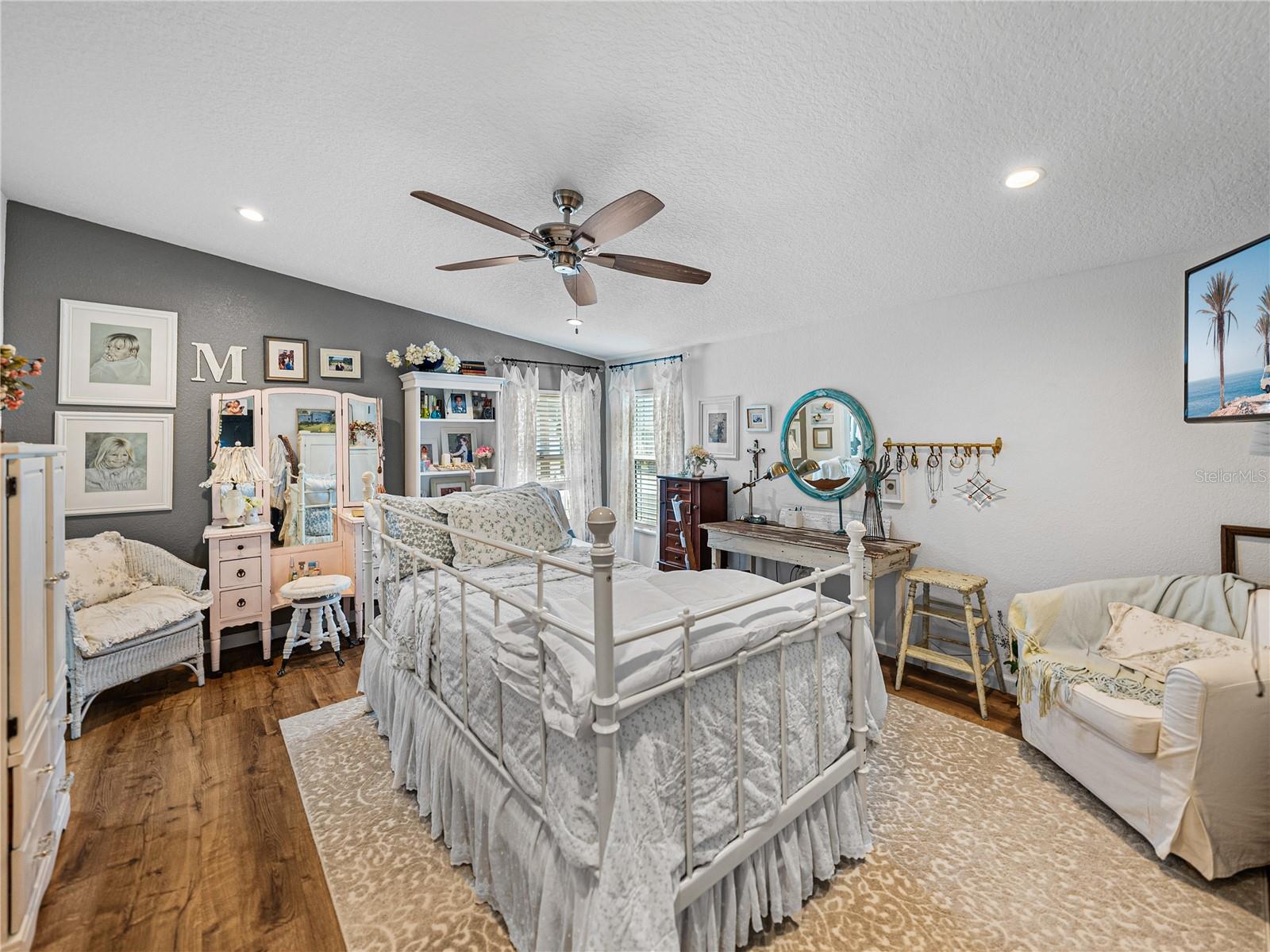 5130 SHORE LINE DR