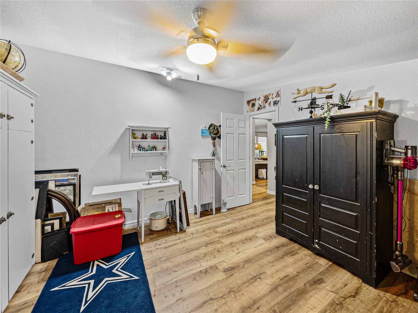 5130 SHORE LINE DR
