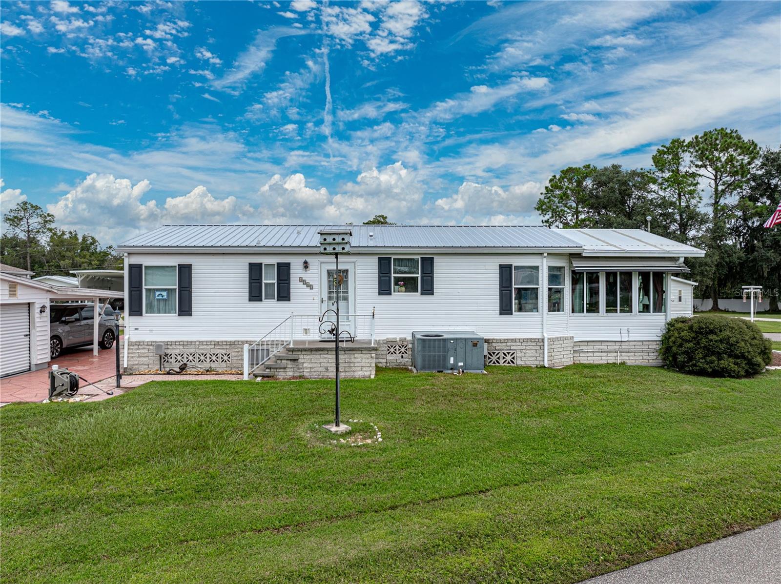 4963 NORTHSHORE DR