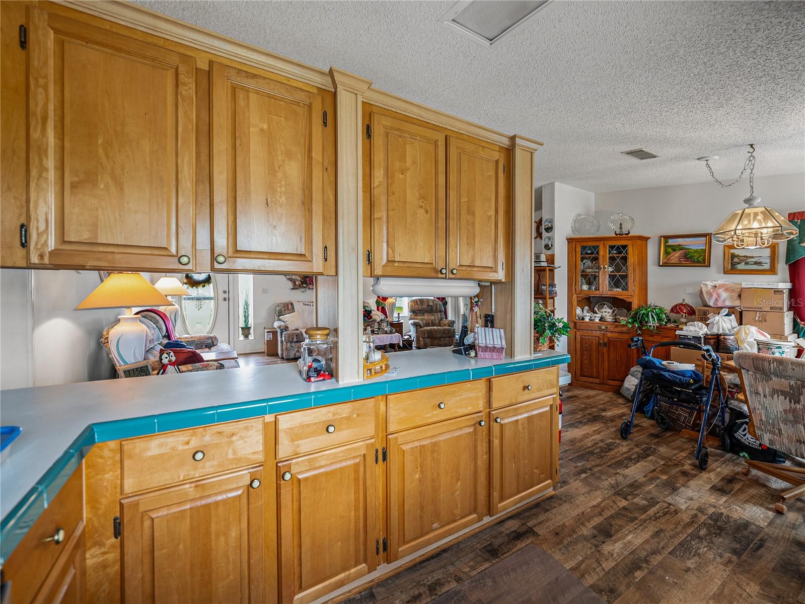 4963 NORTHSHORE DR