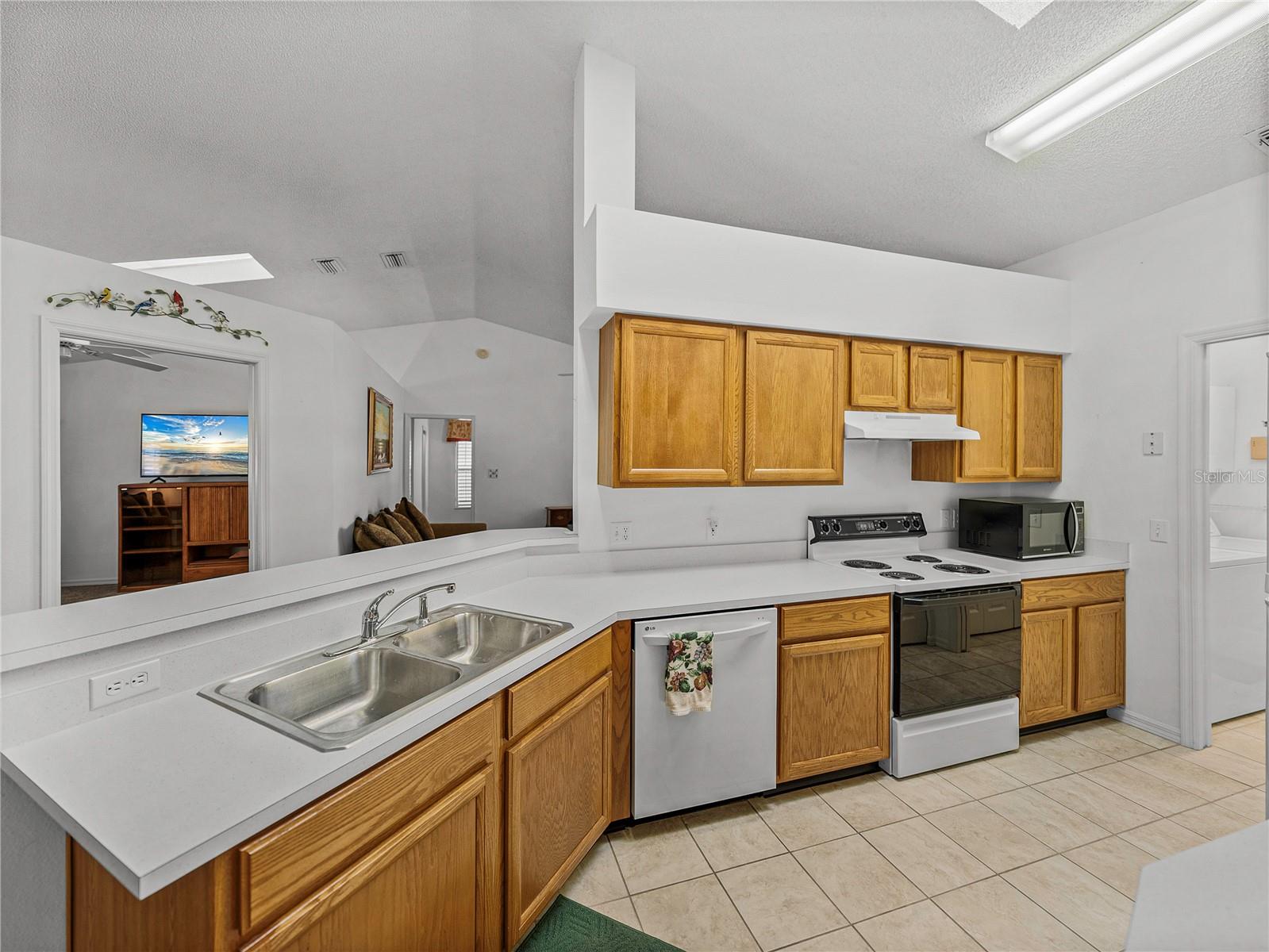 5838 MACAW PL