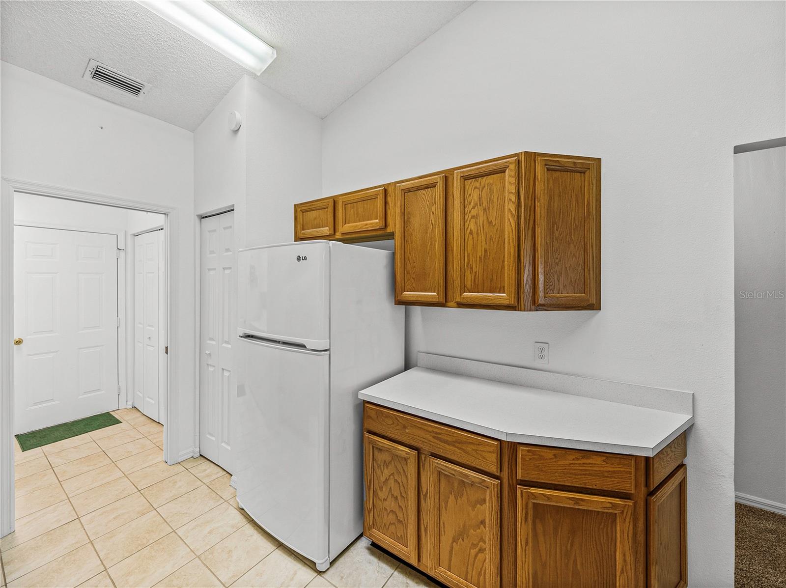 5838 MACAW PL
