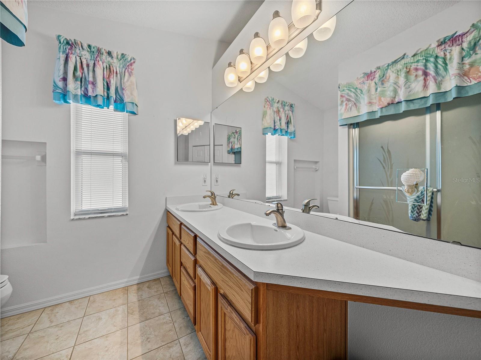 5838 MACAW PL