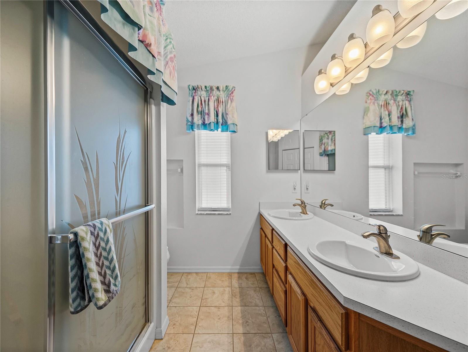 5838 MACAW PL
