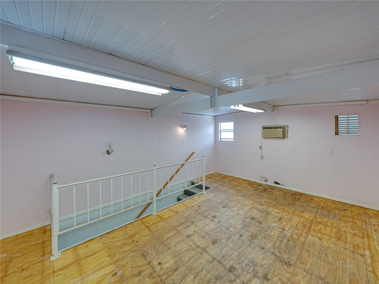 5148 ISLAND VIEW CIR N