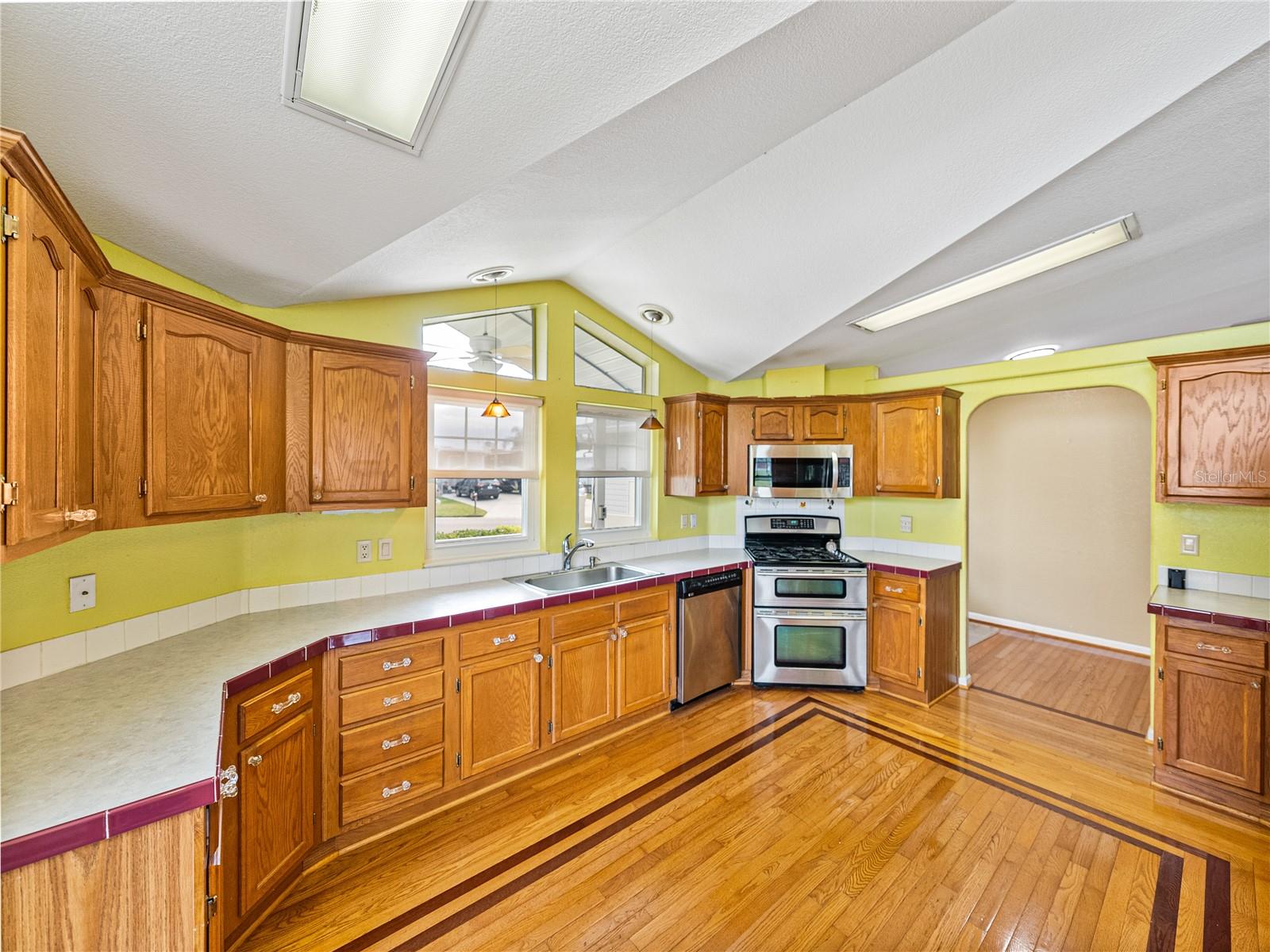 5148 ISLAND VIEW CIR N