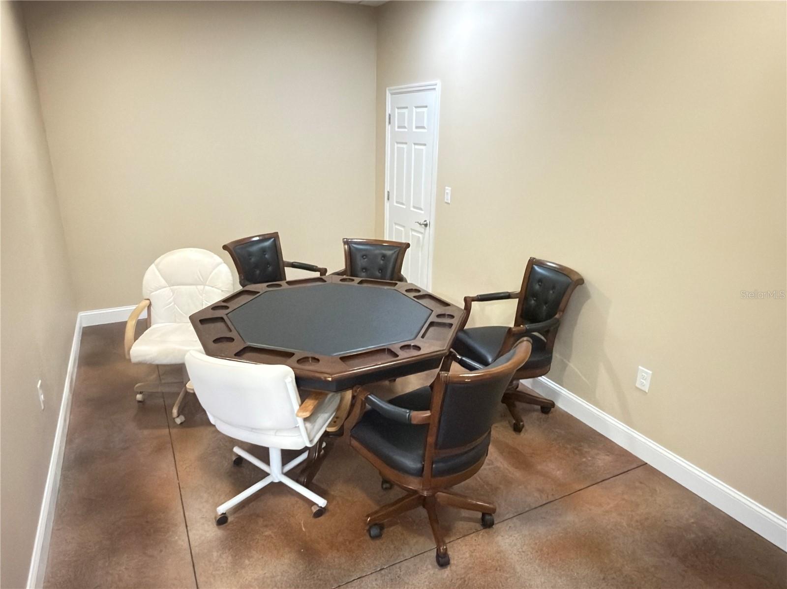 5148 ISLAND VIEW CIR N