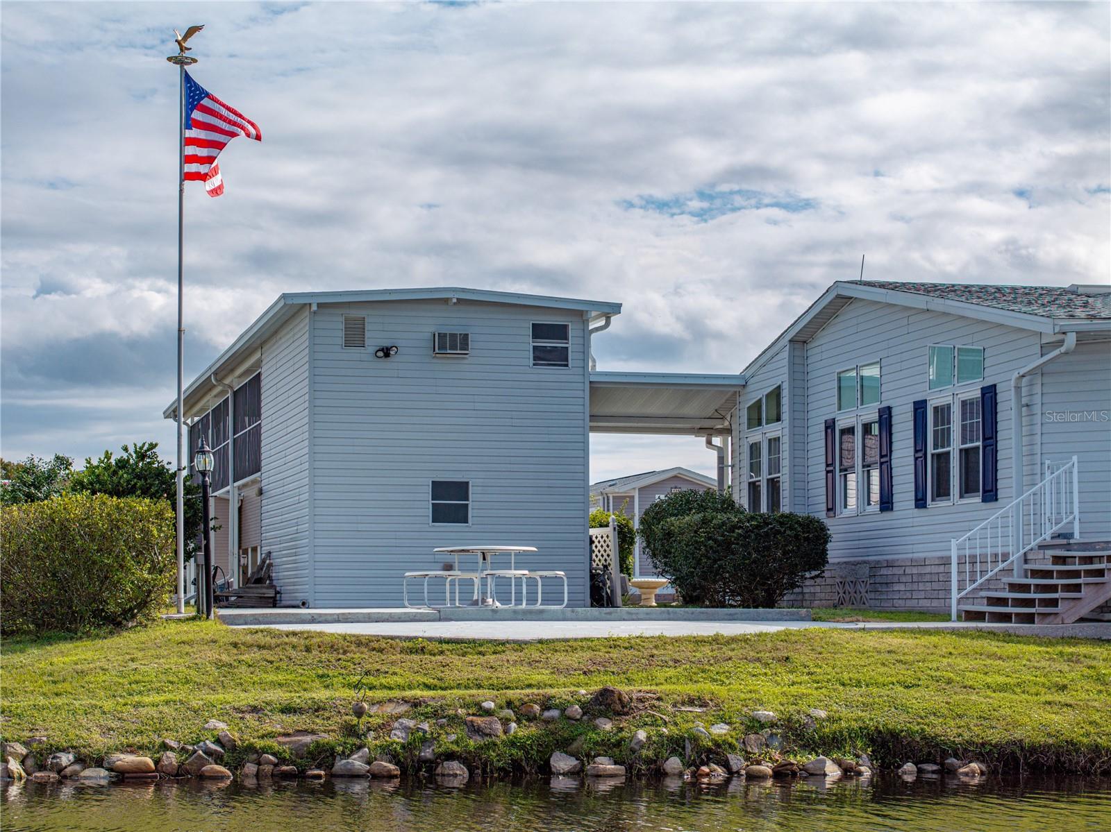 5148 ISLAND VIEW CIR N