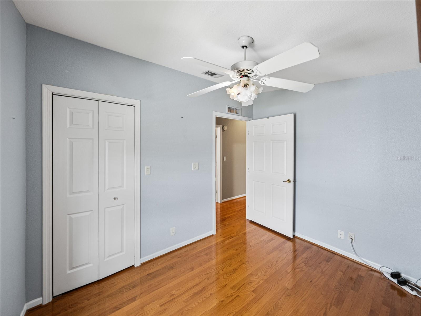 5148 ISLAND VIEW CIR N