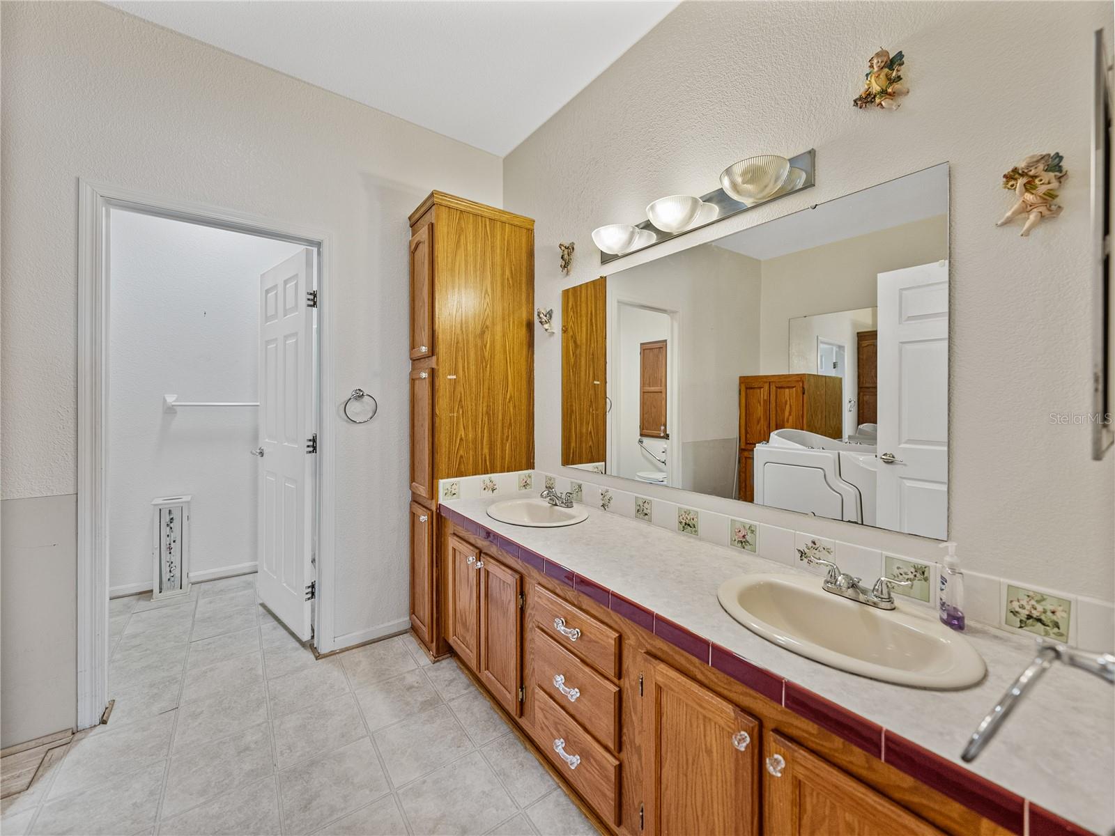 5148 ISLAND VIEW CIR N