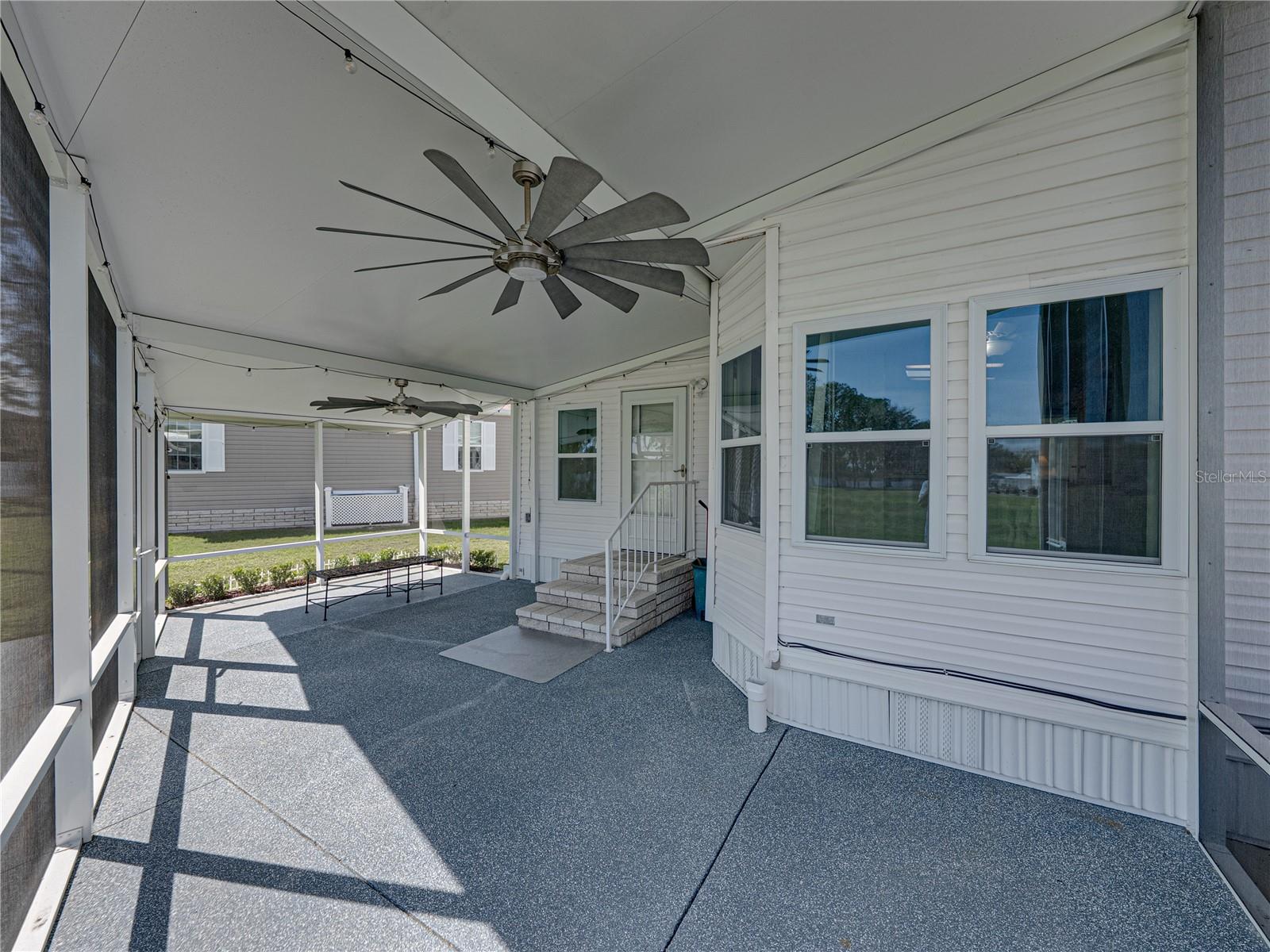 8925 SOUTHSHORE CT