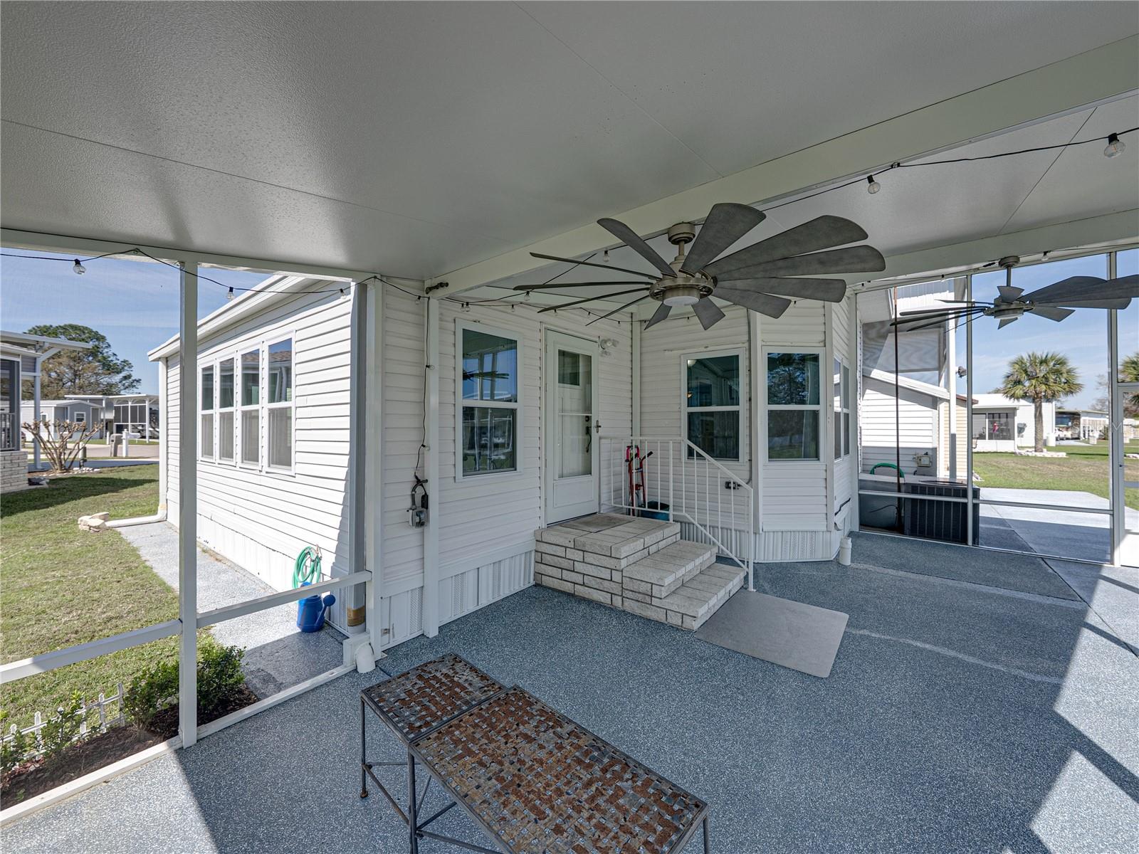 8925 SOUTHSHORE CT