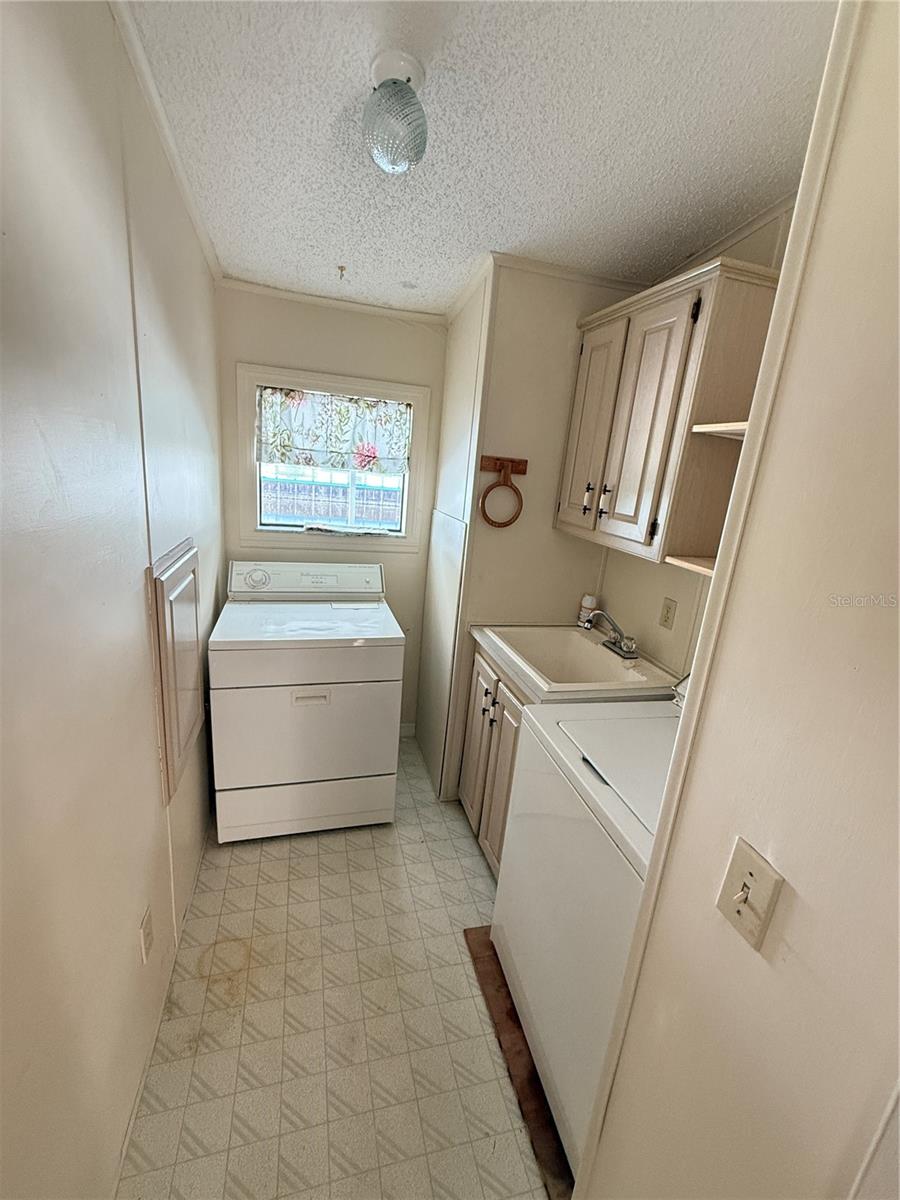 4961 MOUNT OLIVE SHORES DR