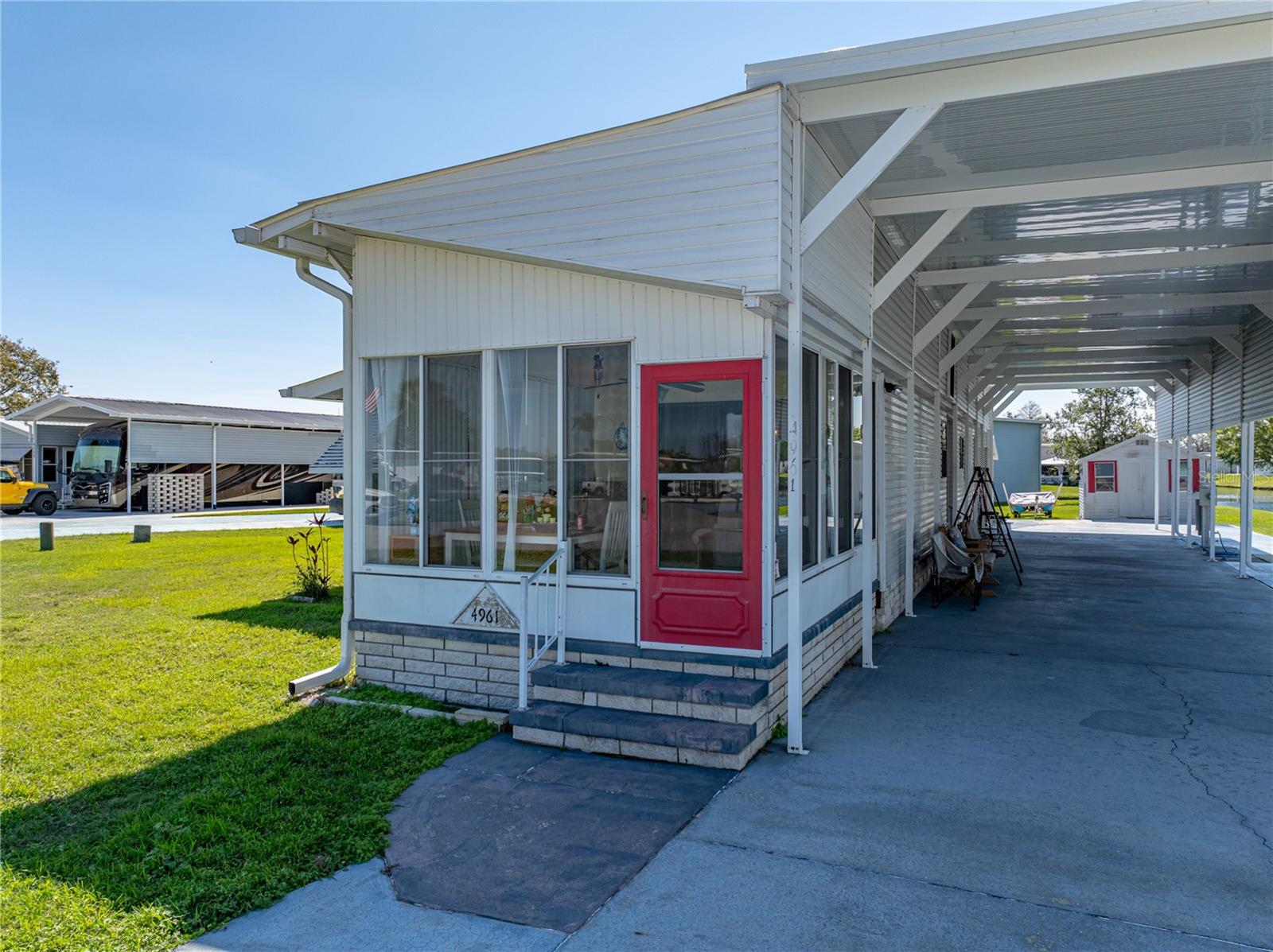 4961 MOUNT OLIVE SHORES DR