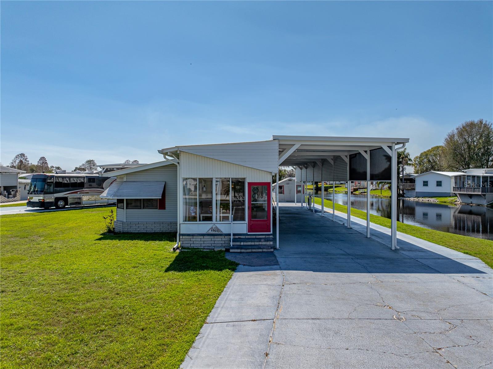 4961 MOUNT OLIVE SHORES DR