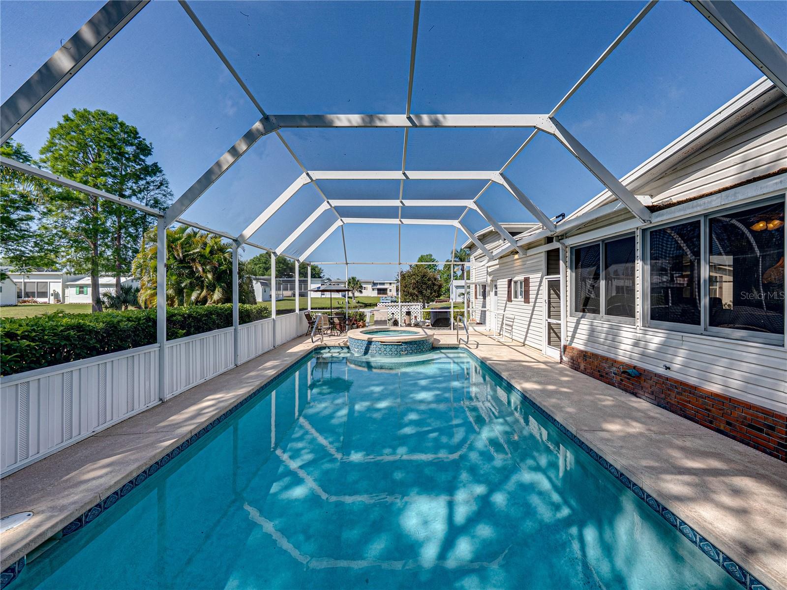 5177 ISLAND VIEW CIR S