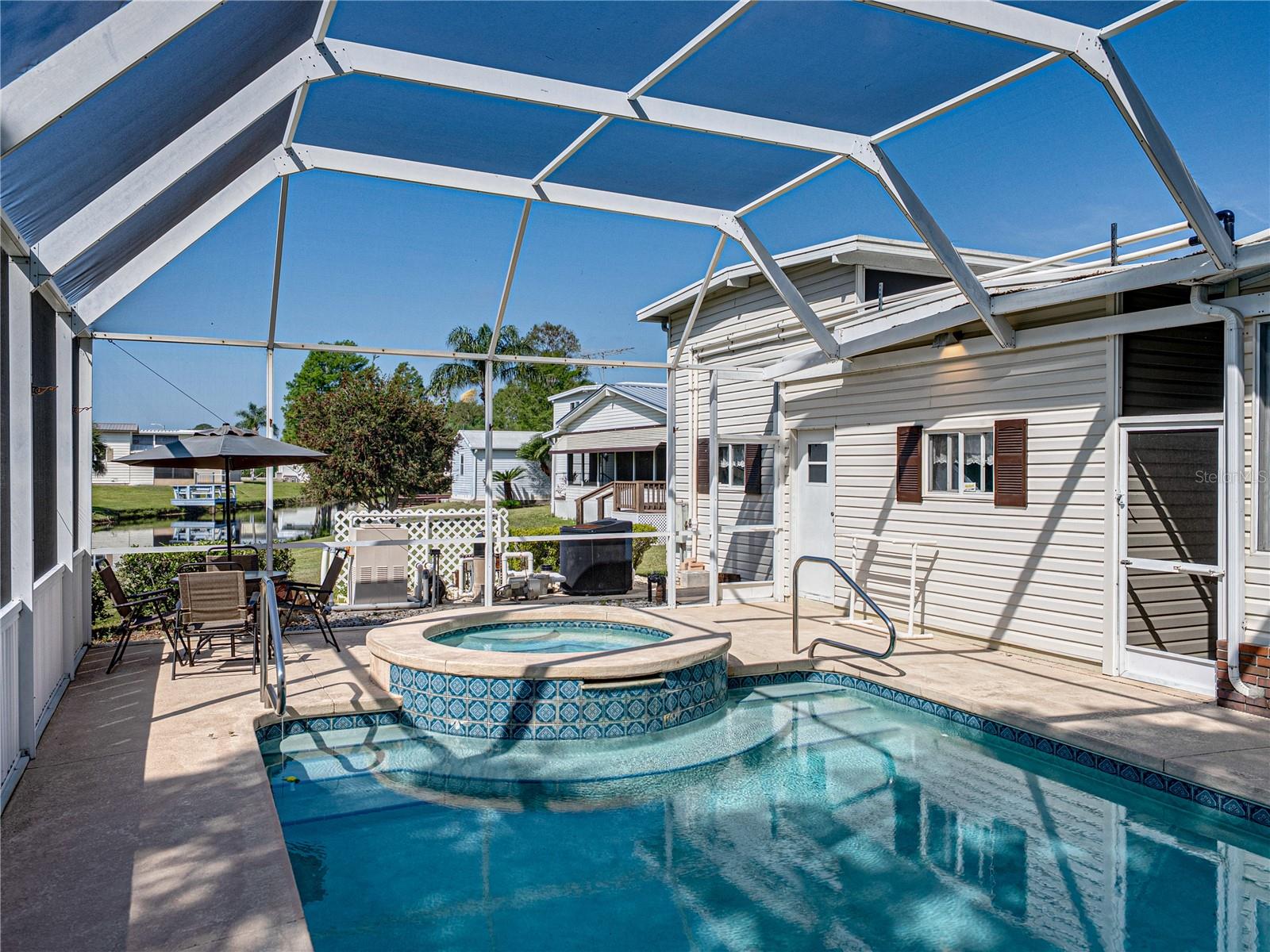 5177 ISLAND VIEW CIR S