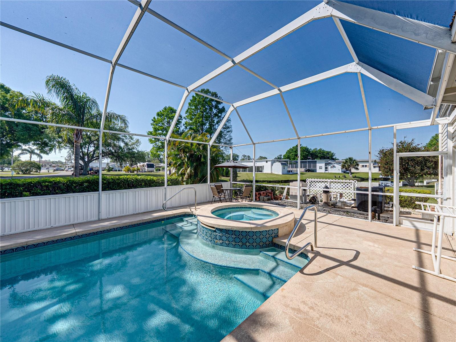 5177 ISLAND VIEW CIR S