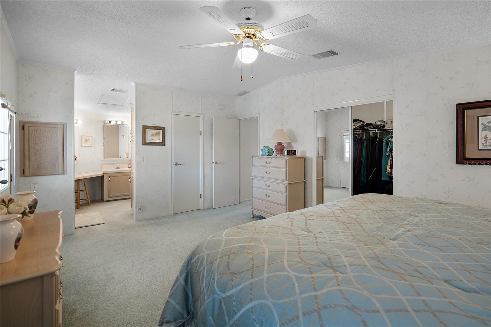 5153 ISLAND VIEW CIR S