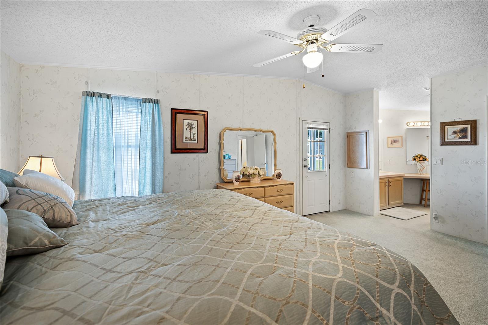 5153 ISLAND VIEW CIR S