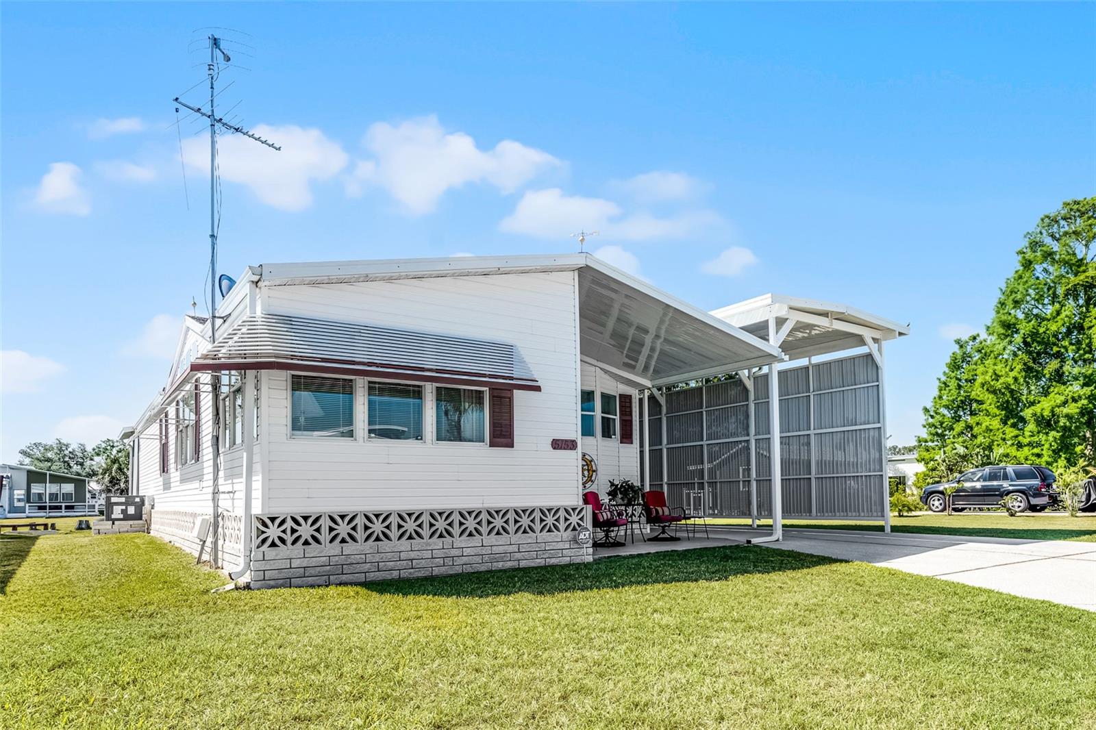 5153 ISLAND VIEW CIR S