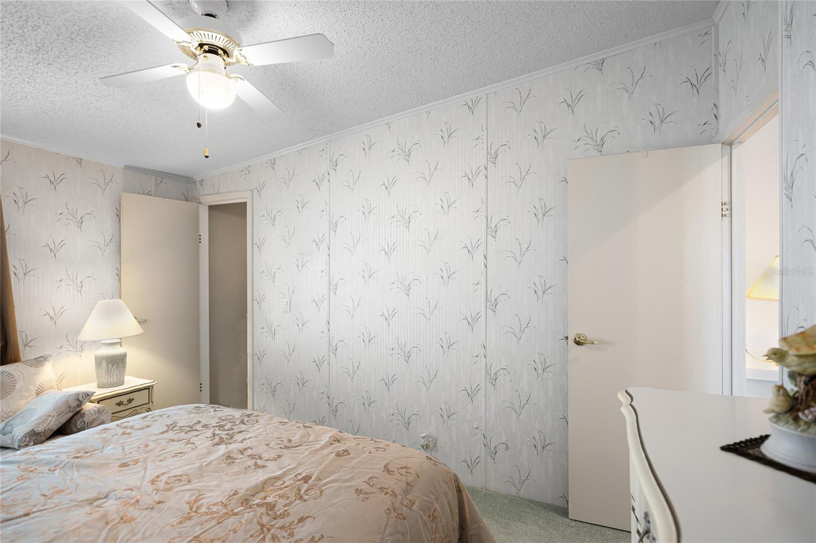 5153 ISLAND VIEW CIR S