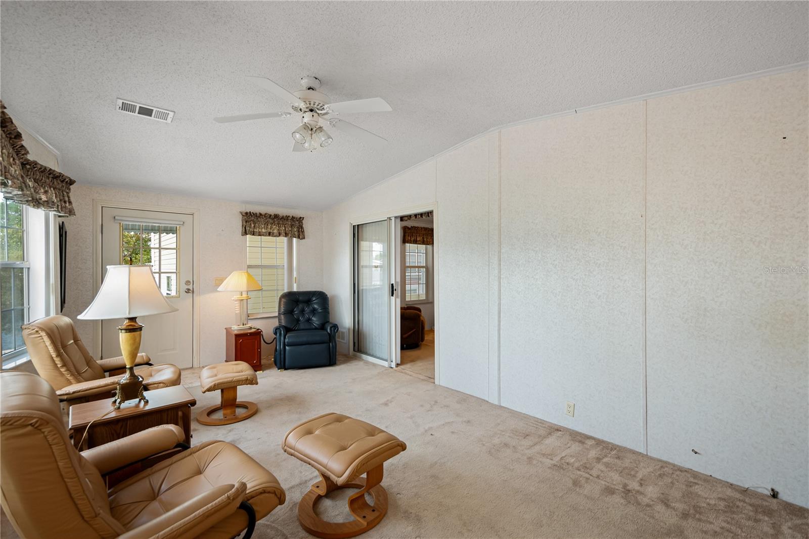 5130 ISLAND VIEW CIR N