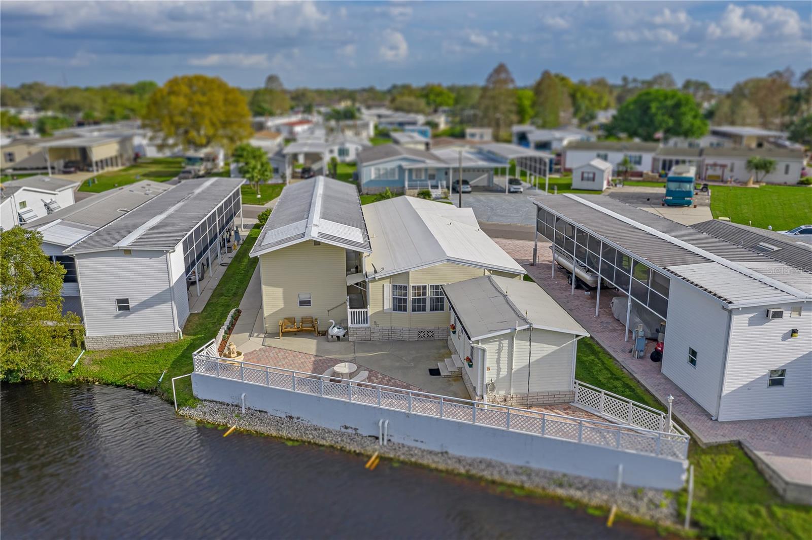 5130 ISLAND VIEW CIR N