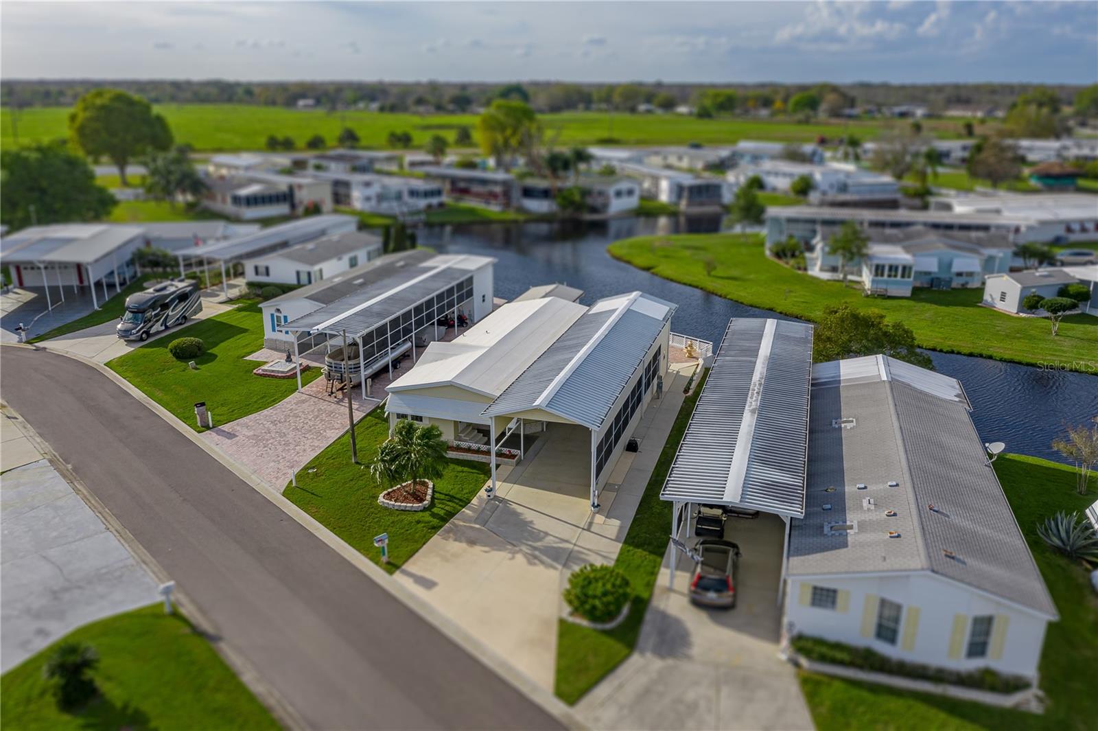 5130 ISLAND VIEW CIR N