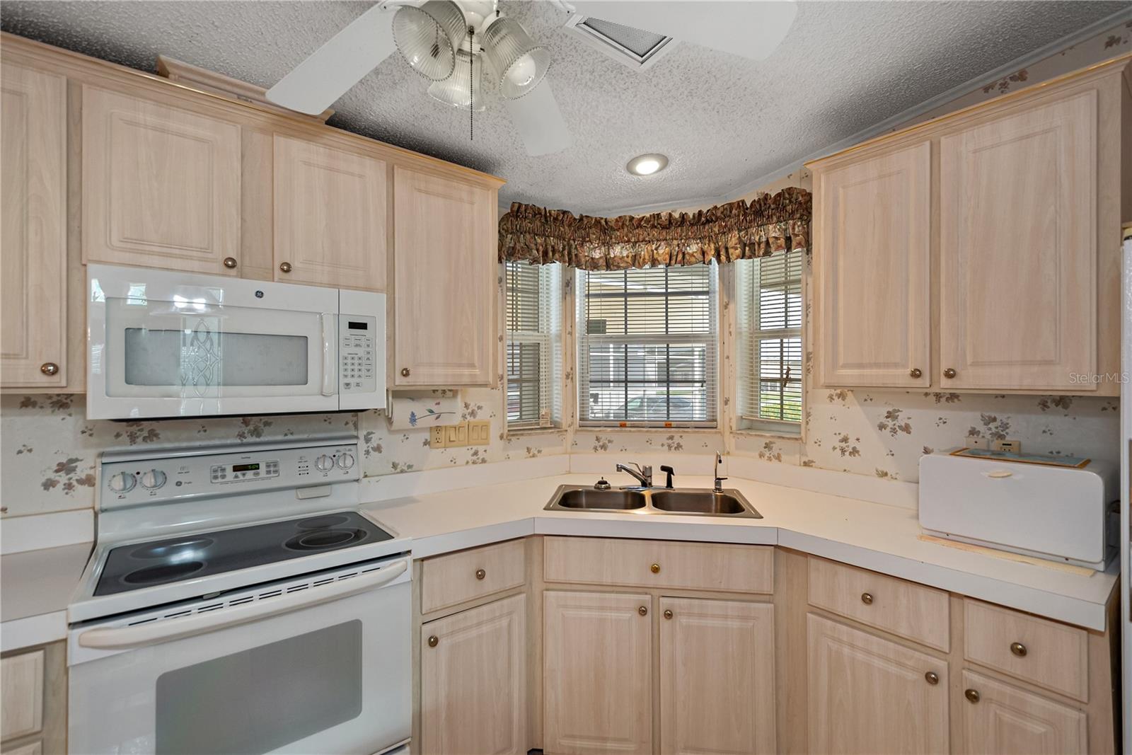 5130 ISLAND VIEW CIR N