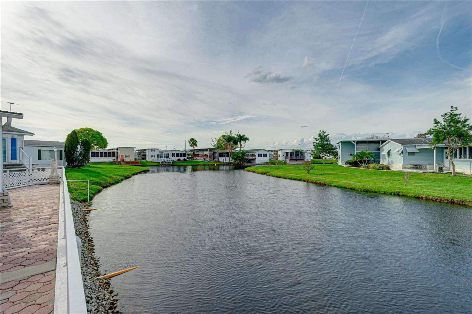 5130 ISLAND VIEW CIR N