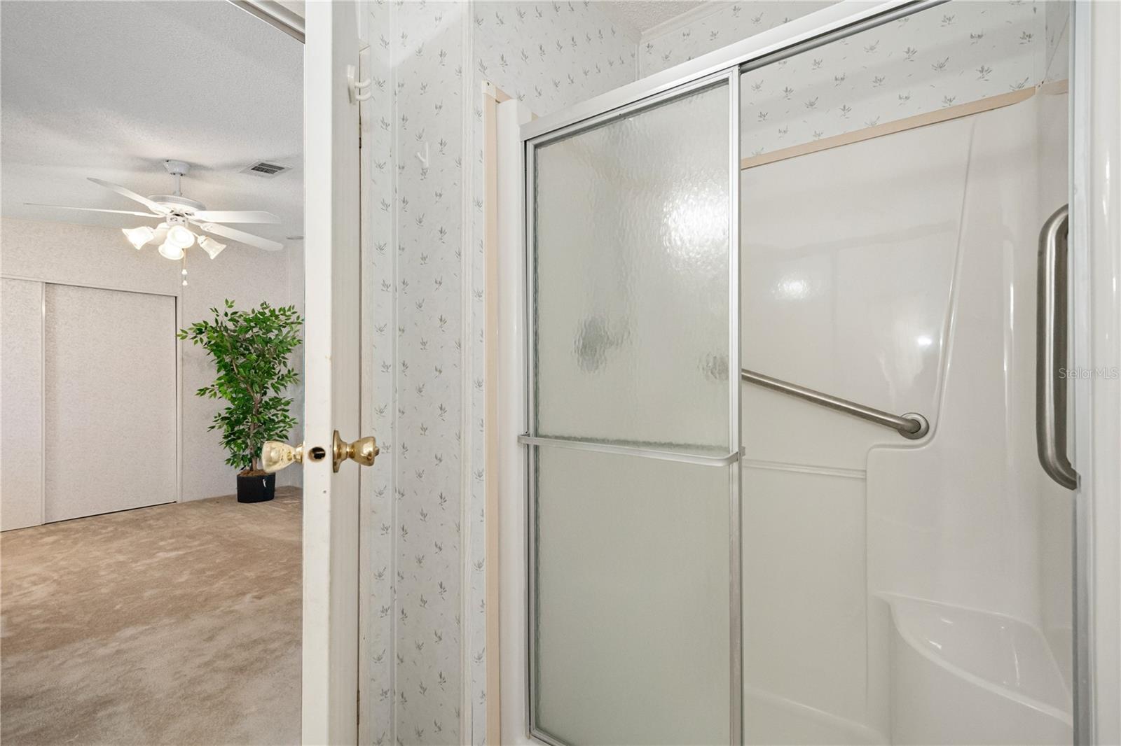 5130 ISLAND VIEW CIR N