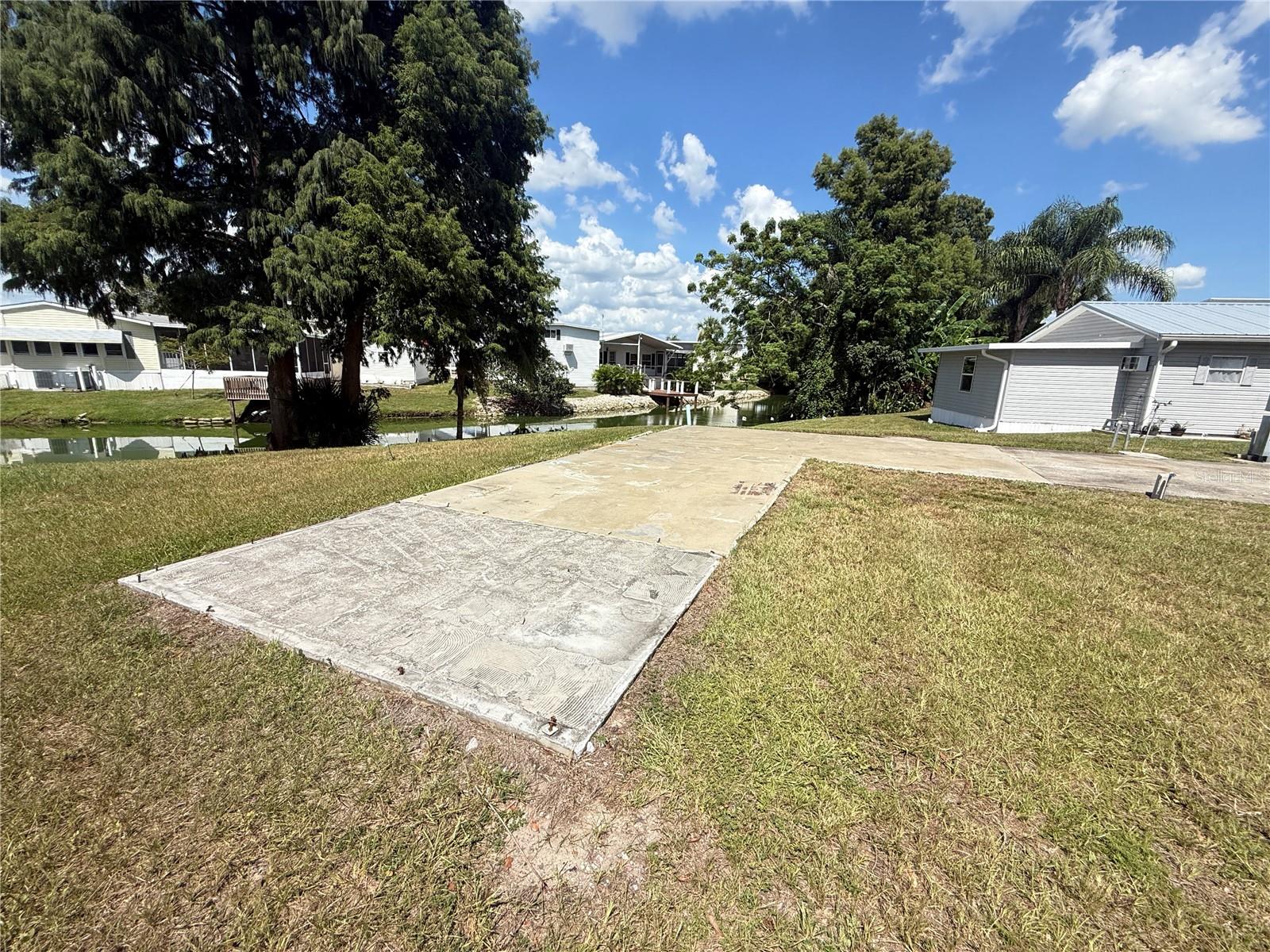 5058 SHORE LINE DR