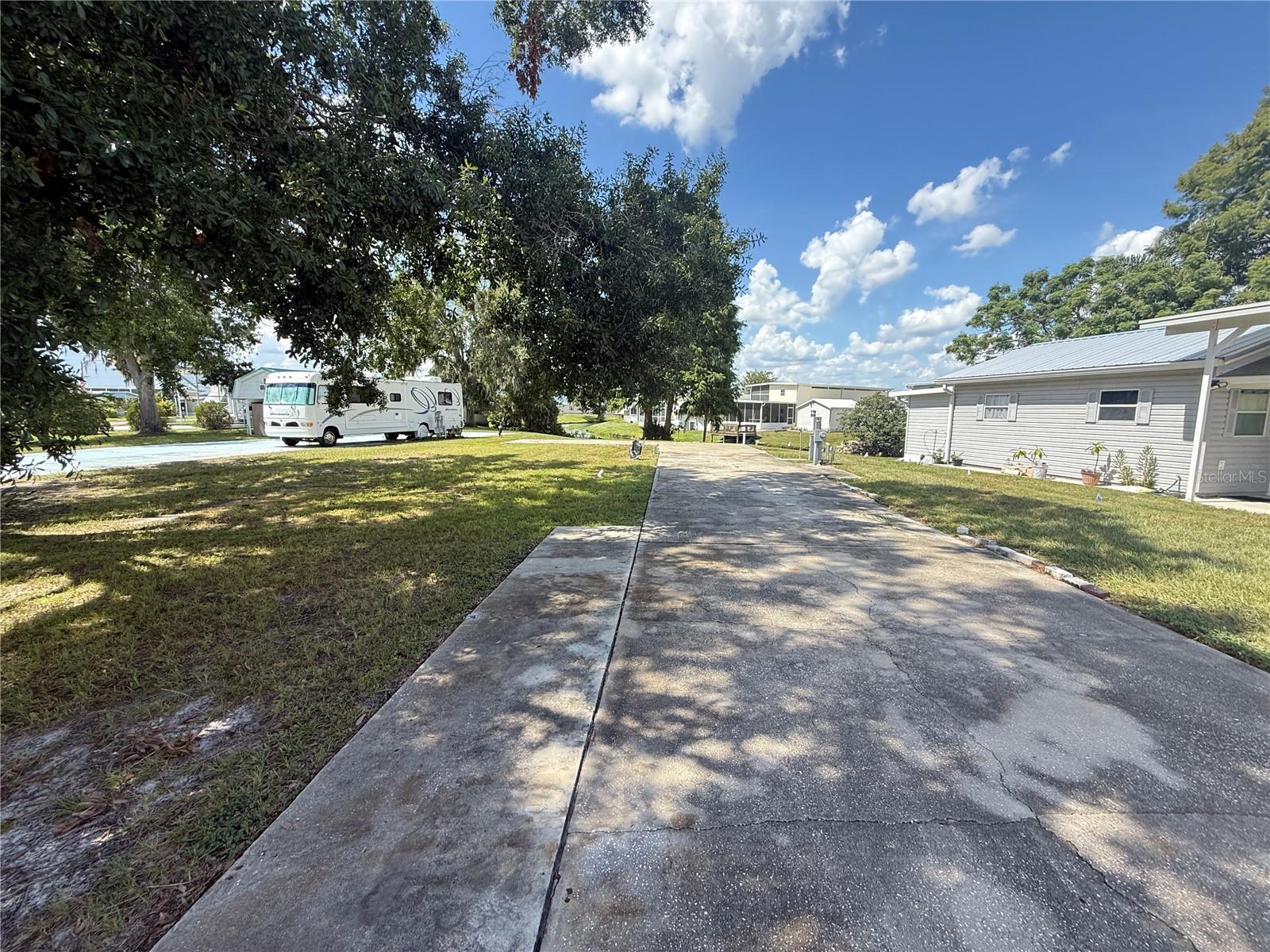 5058 SHORE LINE DR