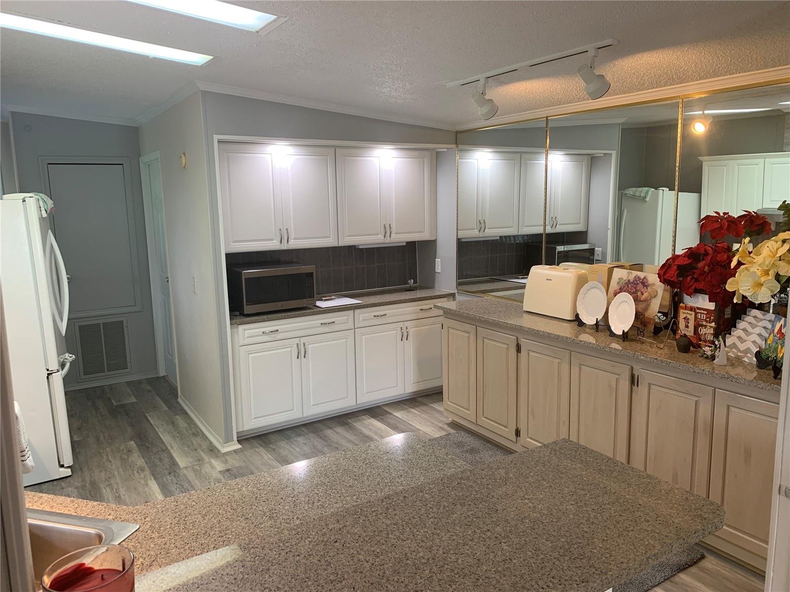 4995 MOUNT OLIVE SHORES DR