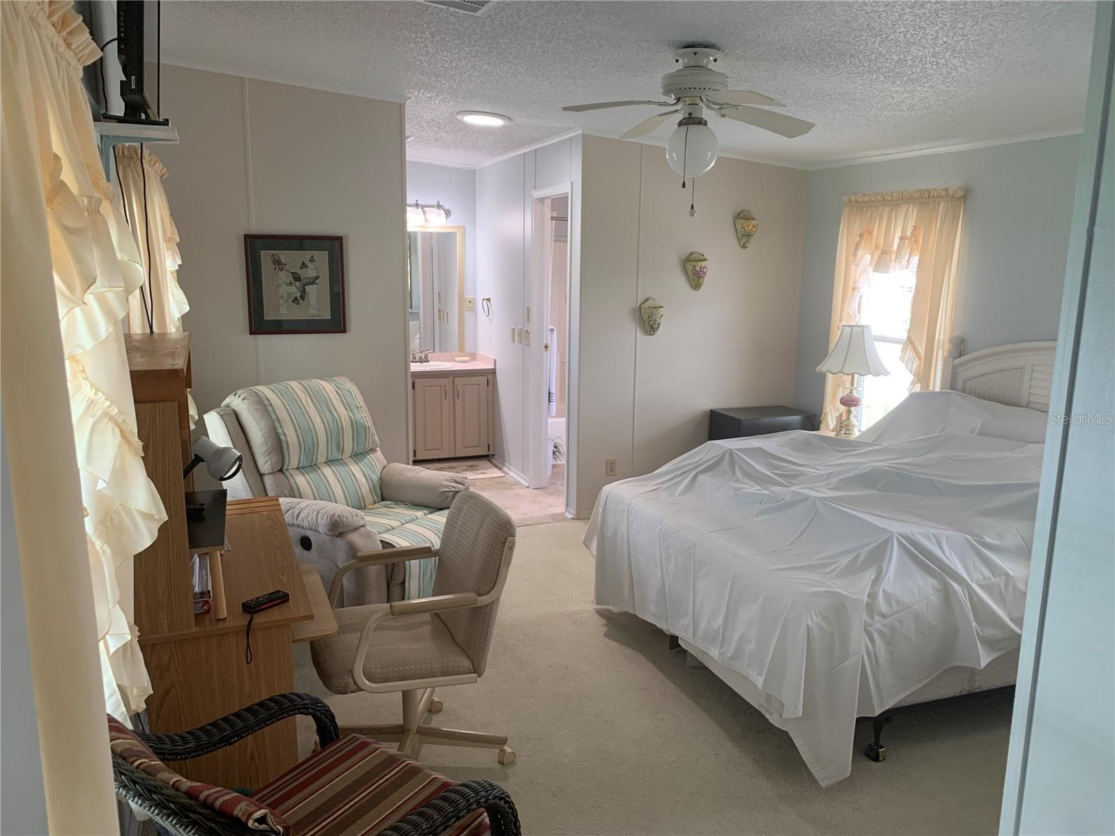4995 MOUNT OLIVE SHORES DR
