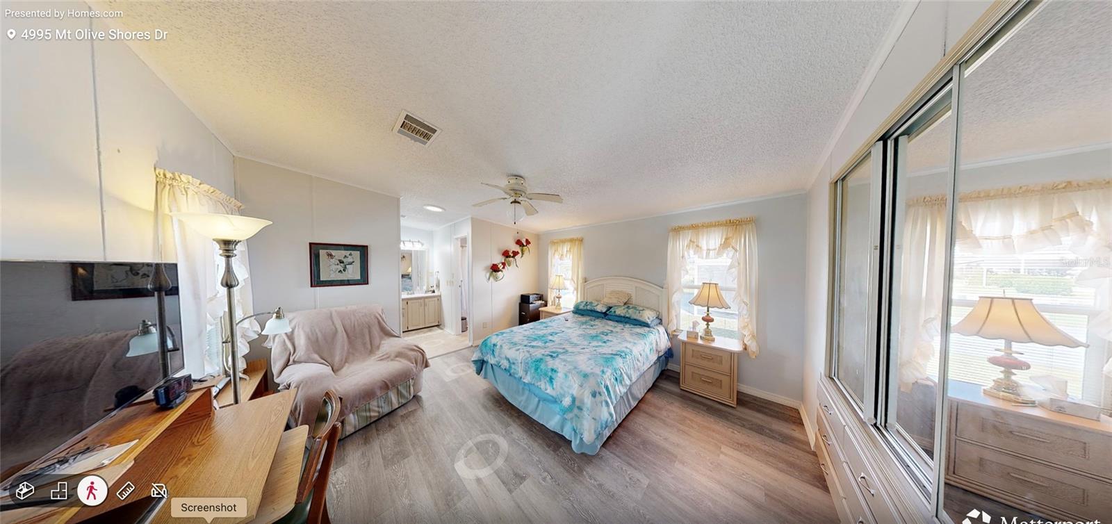 4995 MOUNT OLIVE SHORES DR