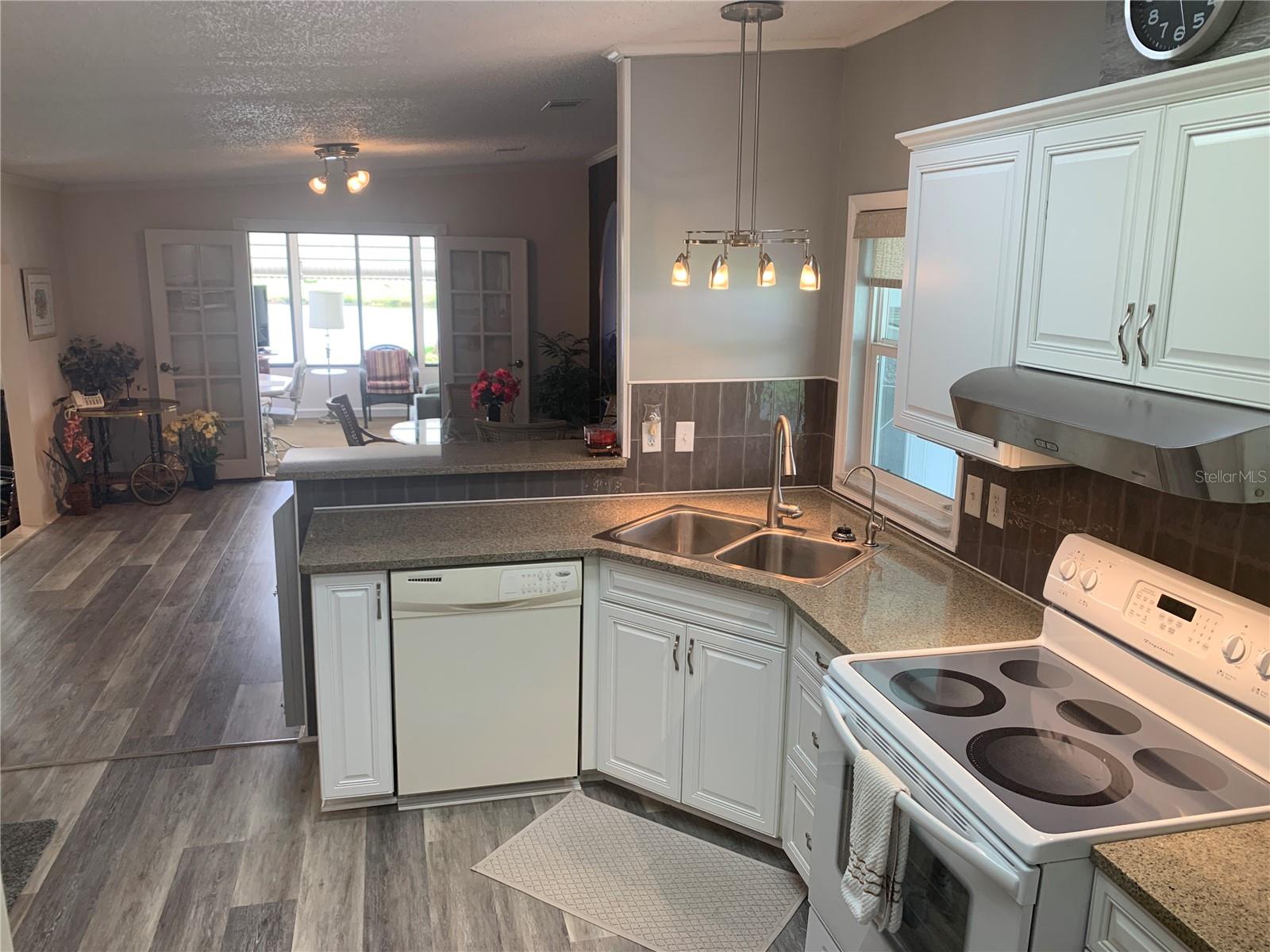 4995 MOUNT OLIVE SHORES DR